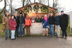 Schöner Auftakt beim romantischen Christkindlmarkt im Fürstengarten Donaustauf