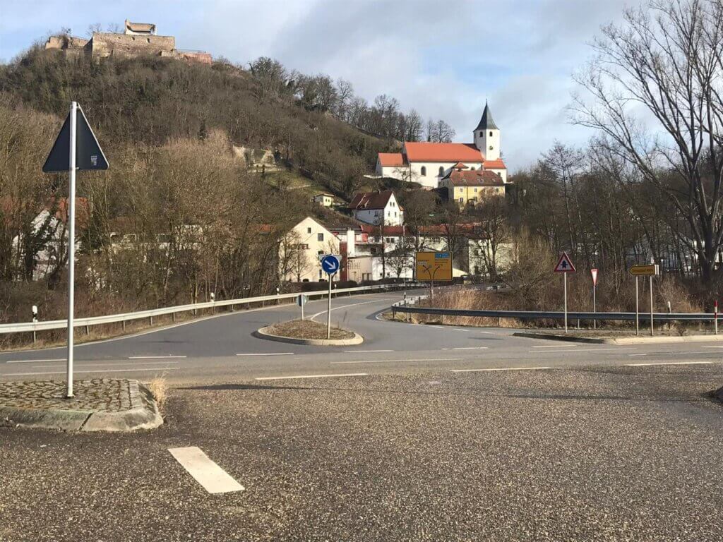 Kreisverkehr Donaustauf Mitte CSU